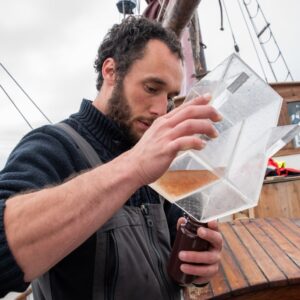 Nicolas Djeghri s’intéresse aux transformations des communautés de plancton marin liées aux changements climatiques